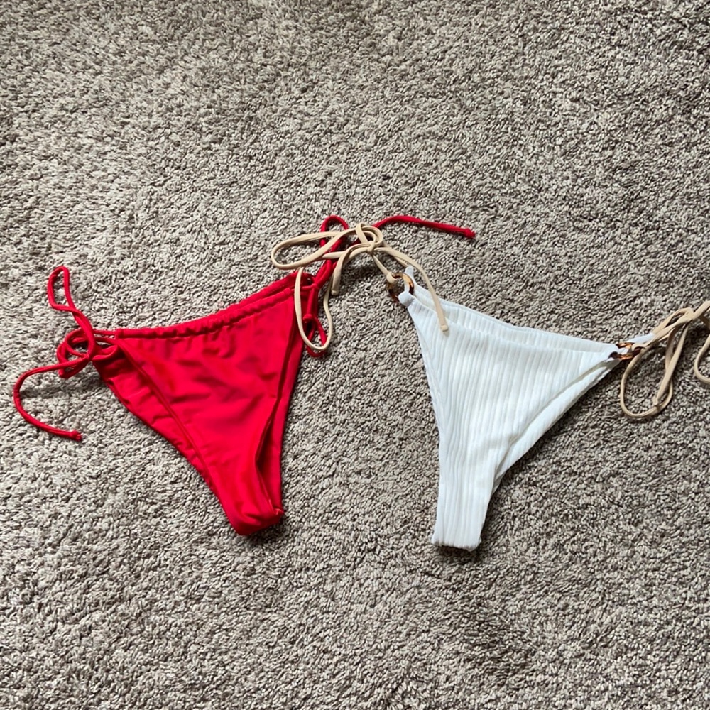 bathing suit bottom set! both have tied on the sides.